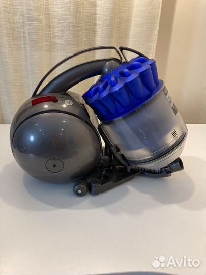 Пылесос Dyson DC37 Allergy