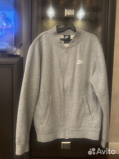 Бомбер nike