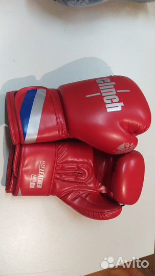 Боксерские перчатки 10 oz clinch