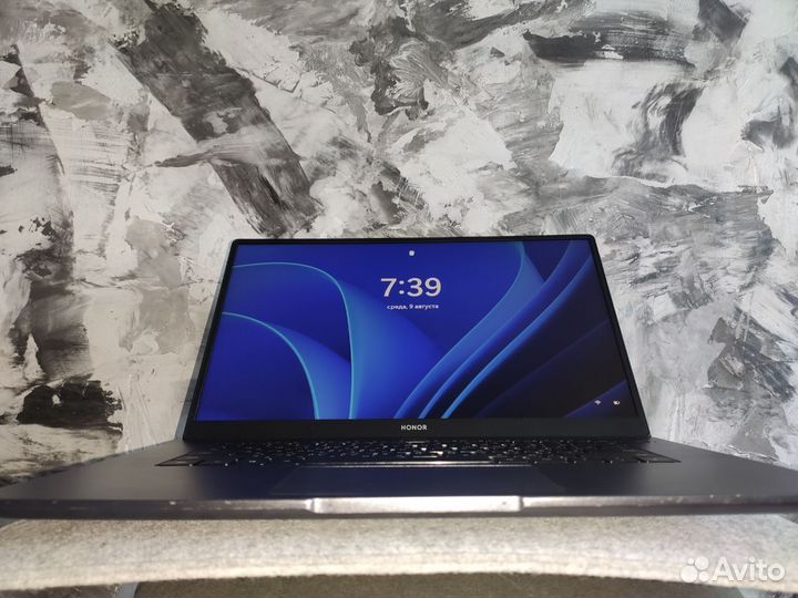 Honor Magicbook Ryzen 5 5500u 16Gb gddr4 512