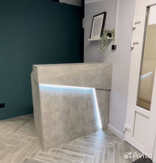 Ресепшн в наличии