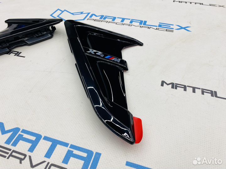 Жабры в крылья BMW X4 G02, М стиль, черный глянец