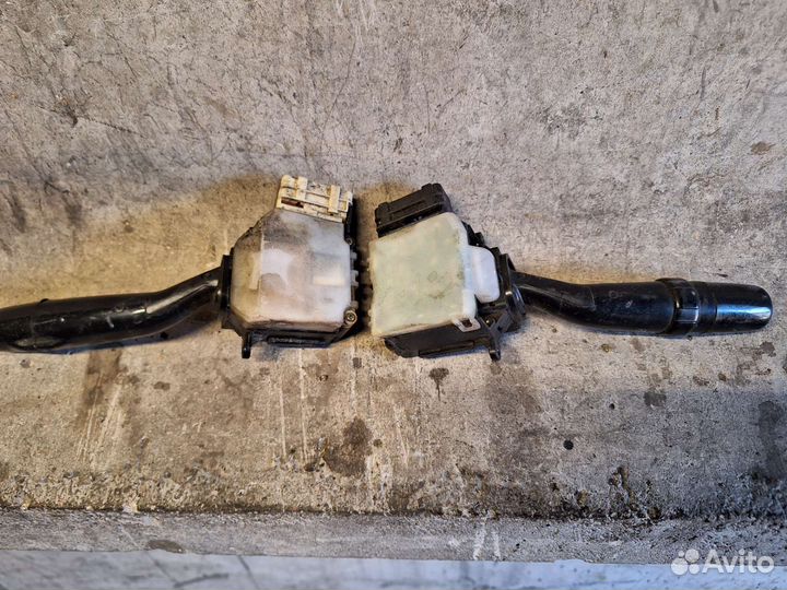 Подрулевой переключатель Toyota Carina E