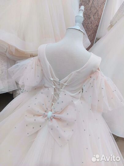Шикарное детское платье
