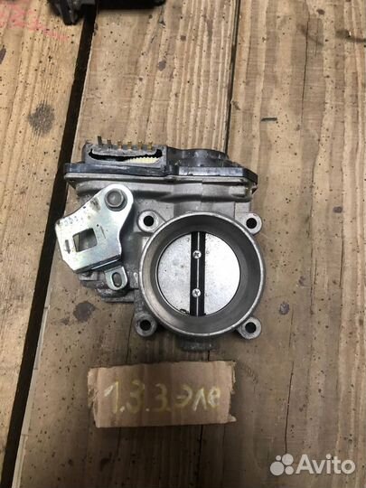 Дроссельная заслонка Mazda сх-5 PE01 13 640 B