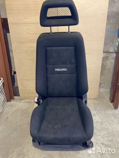 Сиденья передние Recaro Classic L LX (оригинал)