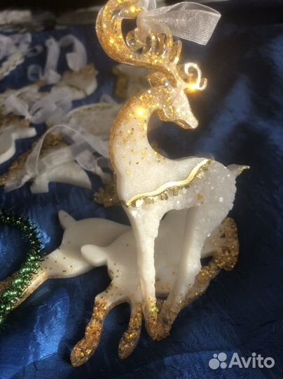 Елочные игрушки из эпоксидной смолы