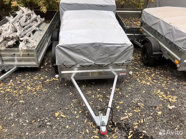 Прицеп дачный 1700х1200 с тентом