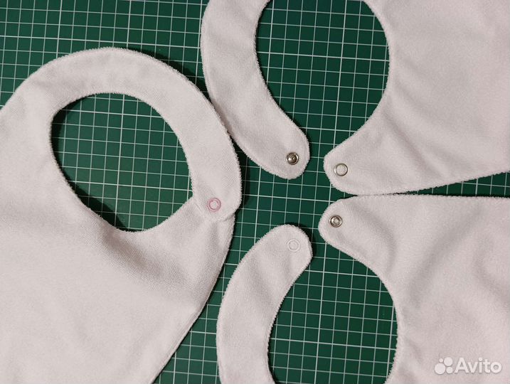 Детский нагрудничек-слюнявчик