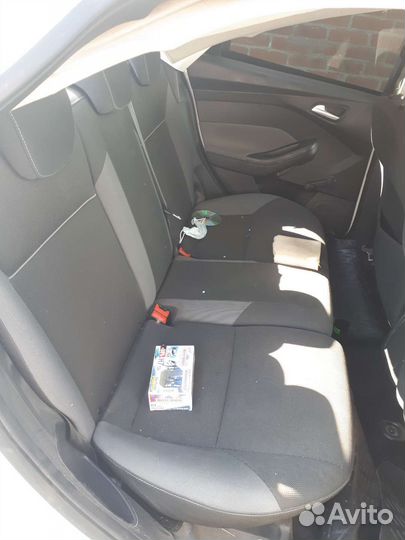 Ford Focus 1.6 МТ, 2012, битый, 140 000 км