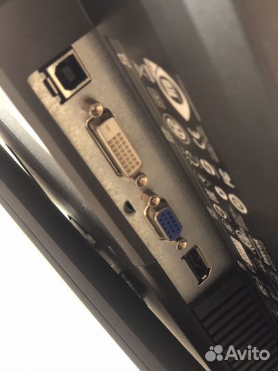 Монитор HP 23