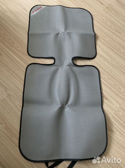 Защитный коврик Diono под детское автокресло