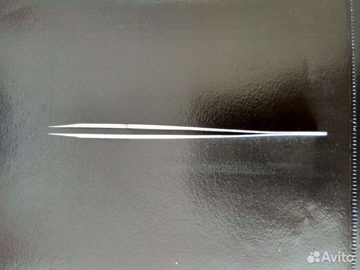 Пинцет для ресниц