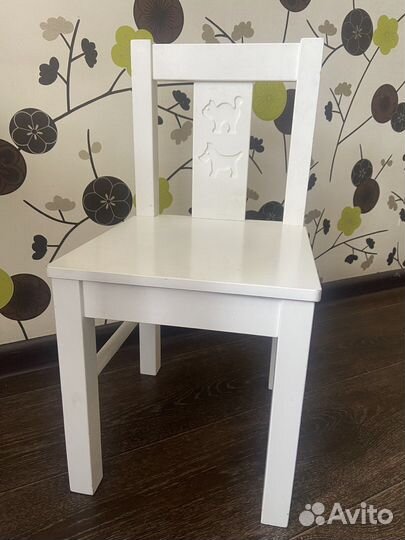 Столик и стульчики IKEA