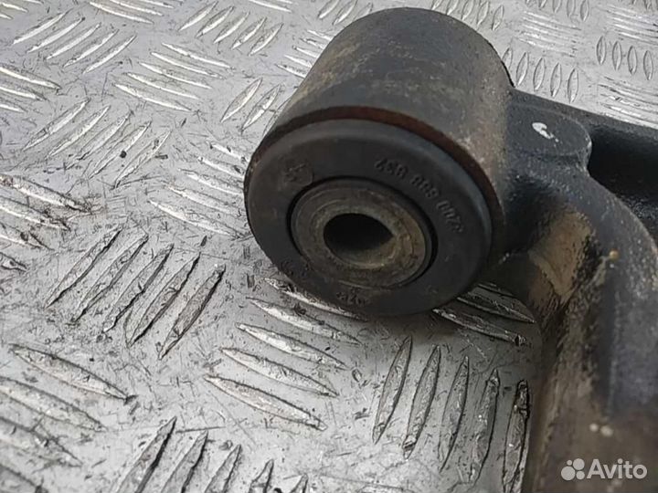 Рычаг передний правый Renault Master III 2010