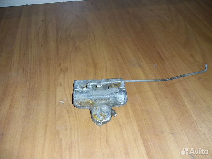 Замок крышки багажника Daewoo Nexia