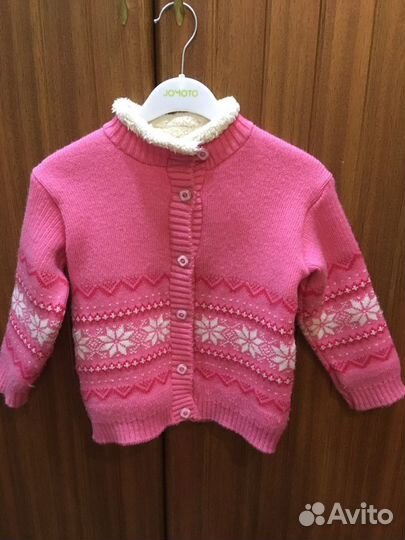 Теплая кофточка для девочки