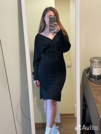 Черное маленькое платье на вечер