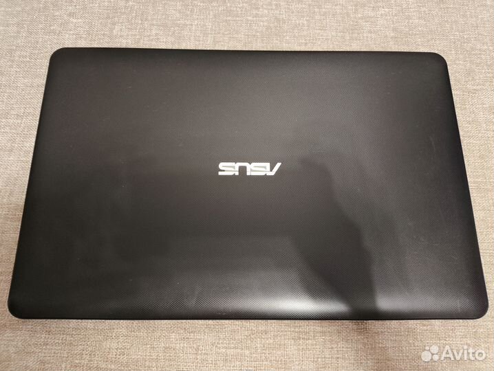 Ноутбук Asus 17.3
