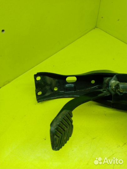 Главный тормозной цилиндр Mazda Bongo SS28M R2