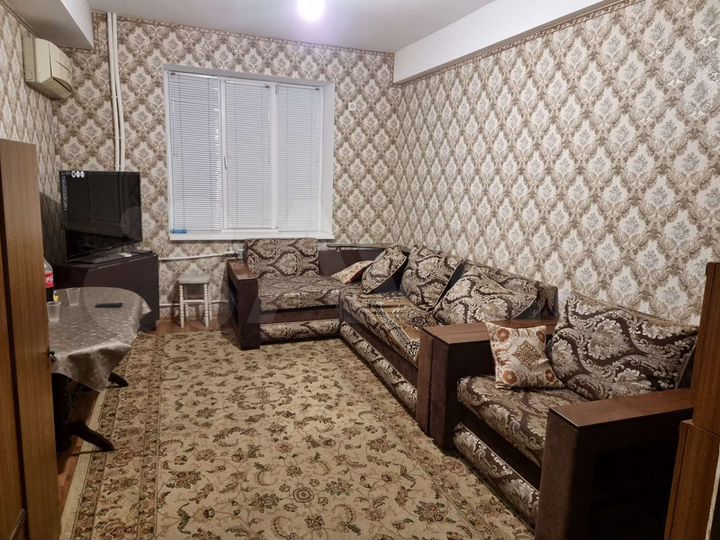 3-к. квартира, 70 м², 2/5 эт.