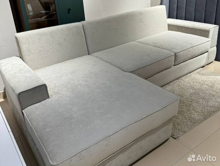 Выкатной диван в наличии