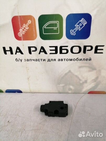 Сервопривод заслонки отопителя Audi Q7 4M cvmd