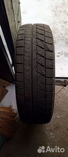 Bridgestone Blizzak VRX 195/65 R15