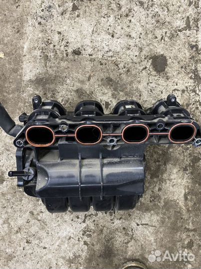 Впускной коллектор Kia Rio x line