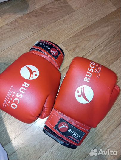Боксерские перчатки 10 oz детские