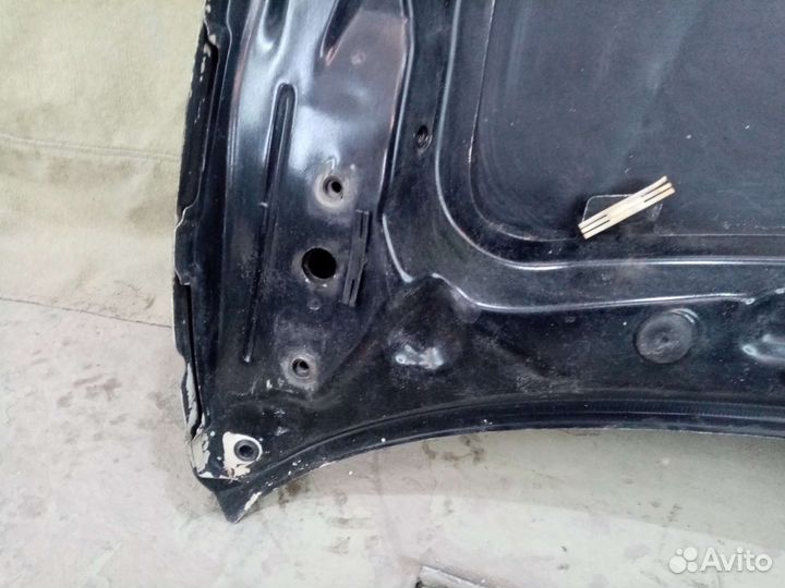 Капот BMW 1 5дверей