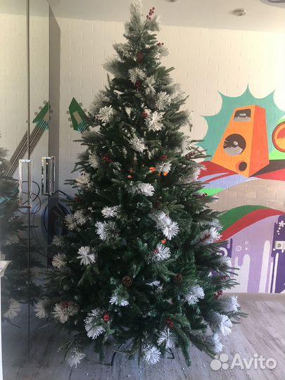 Елка искусственная