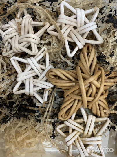 Игрушки плетённые на елку