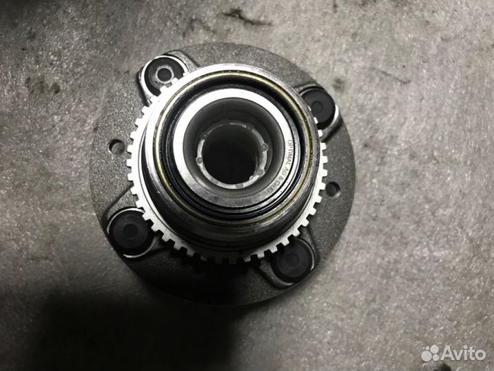 Ступица Mazda Demio DW3W B3ME 2000
