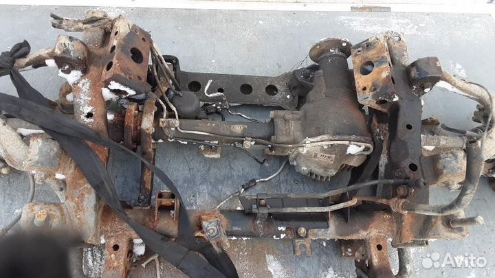 Мост передний Mitsubishi Montero/Pajero