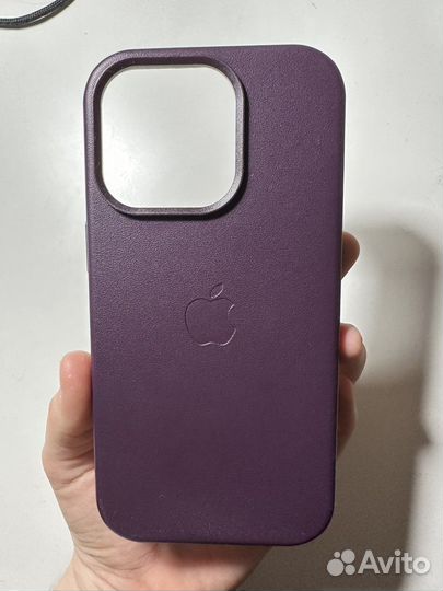 Чехол Apple MagSafe для iPhone 14 Pro