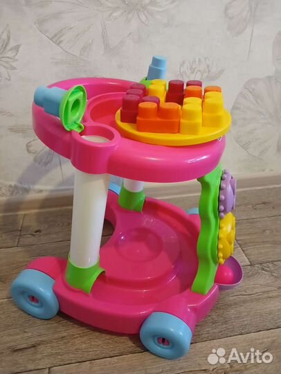 Каталка-ходунки розовая с конструктором