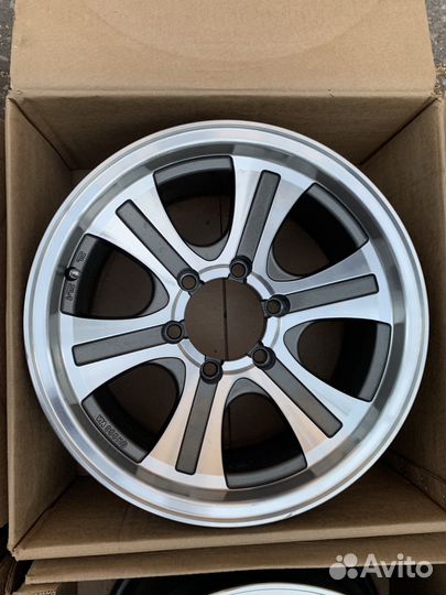 Литье на внедорожники 8jx16 6x139.7 et-16 dia107.1