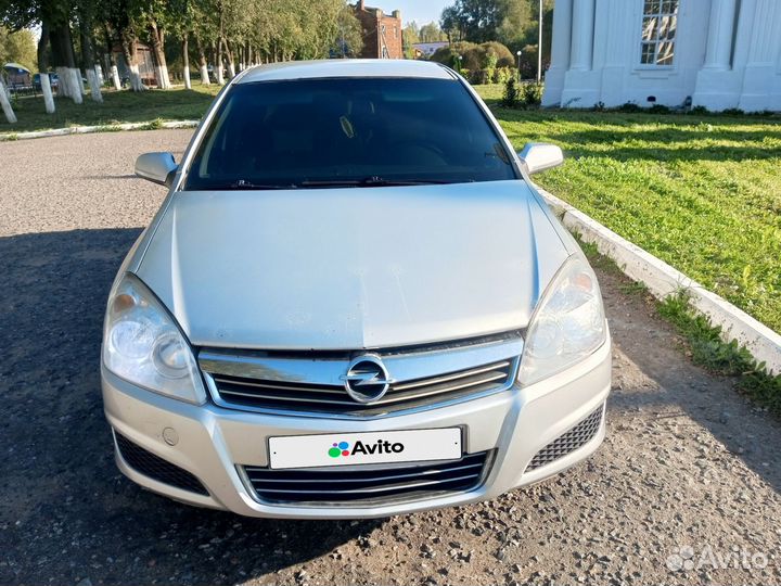 Opel Astra, 2008