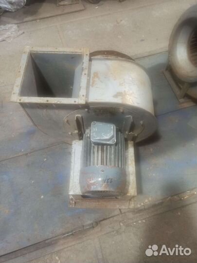 Вытяжка улитка
