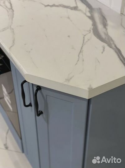 Кухонный гарнитур угловой