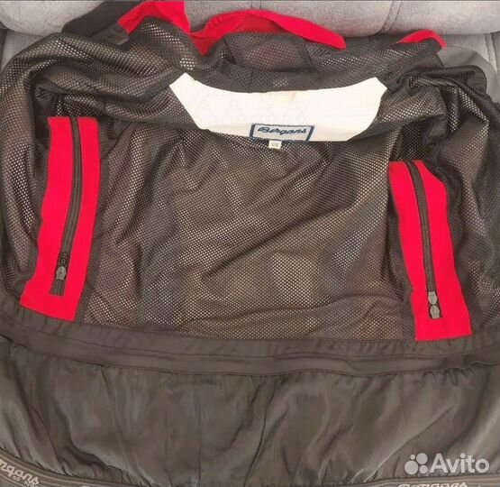 Bergans куртка женская осенняя Bergans of Norway л