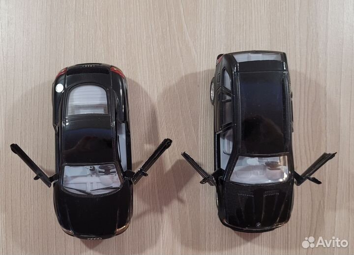 Машинка 1:32 кинсмарт