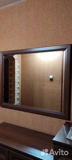 Зеркало подвесное