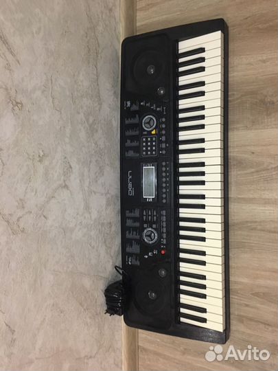 Синтезатор denn dek 610