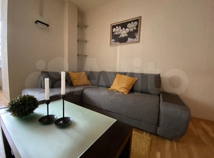 1-к. квартира, 54 м², 8/24 эт.