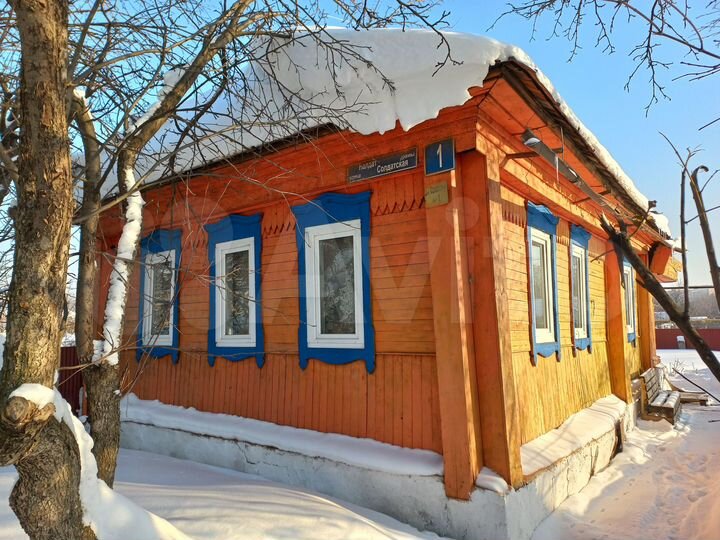Дом 52 м² на участке 4 сот.