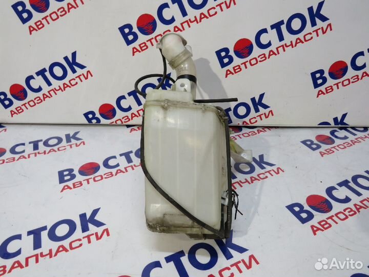Бачок омывателя mitsubishi galant EA1A, EA3A, EA7A