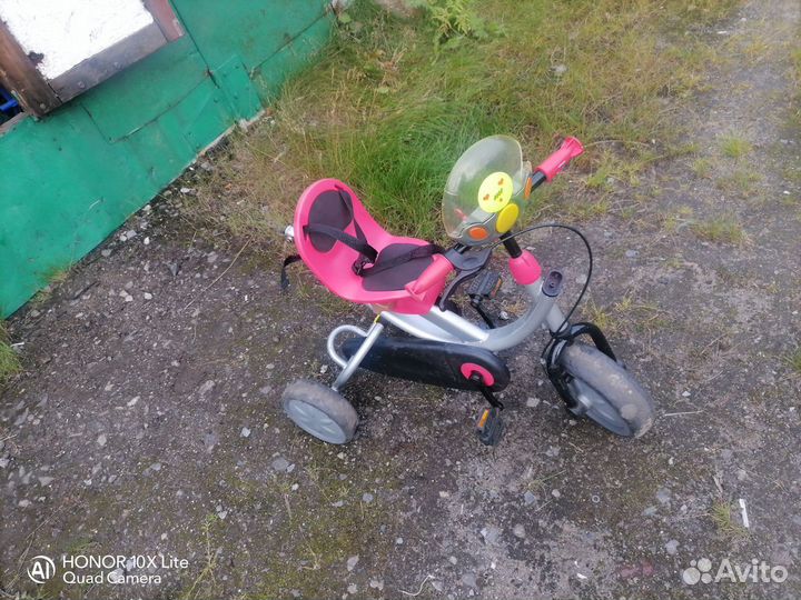 Трехколесный велосипед в описаниипредложение