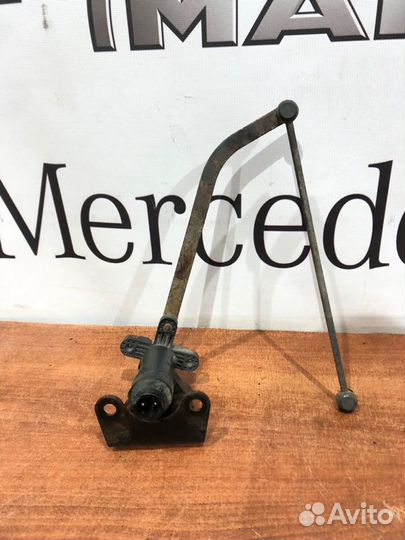 Датчик уровня пола Mercedes-Benz Actros MP2 OM501